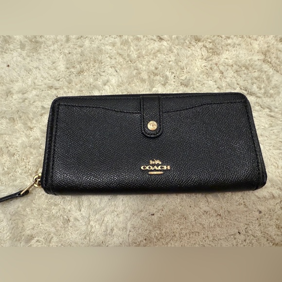 Coach Black and Gold Textured Wallet - Picture 1 of 10